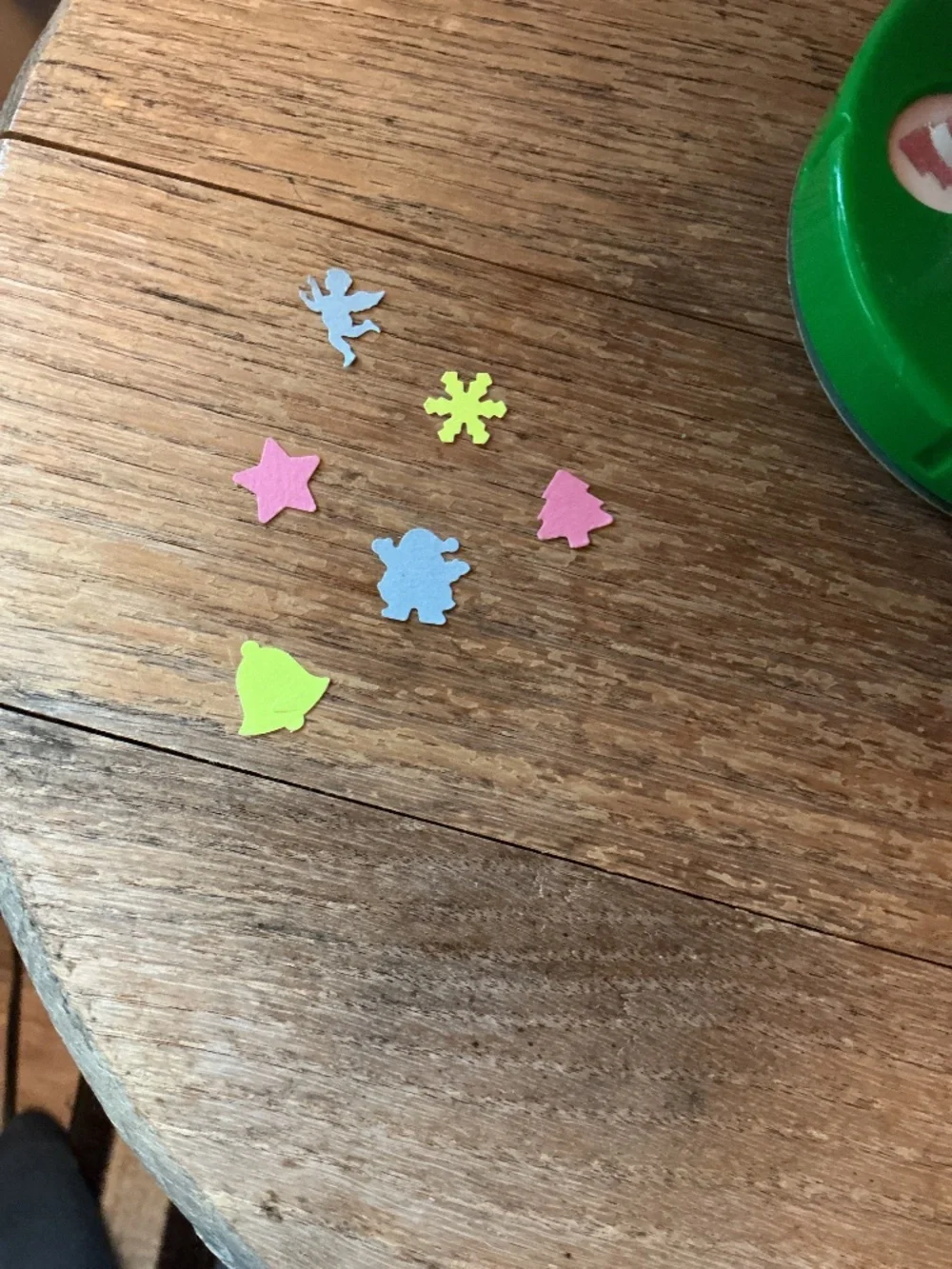 Troll Holiday Christmas paper punch 6 in 1